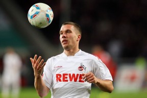 国足主帅：留给我们的时间不多了，国足主教练3位候选人