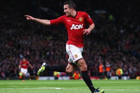 广厦控股后防线防守稳固，广厦控股阵容