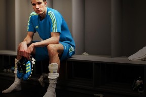 开云kaiyun-_篮网团队配合默契，战况激烈_，篮网配合视频