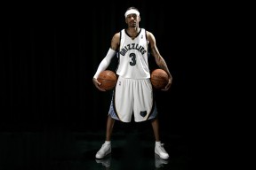 烈火队全队助攻成绩尽在掌握，胜利可期，烈火队队员